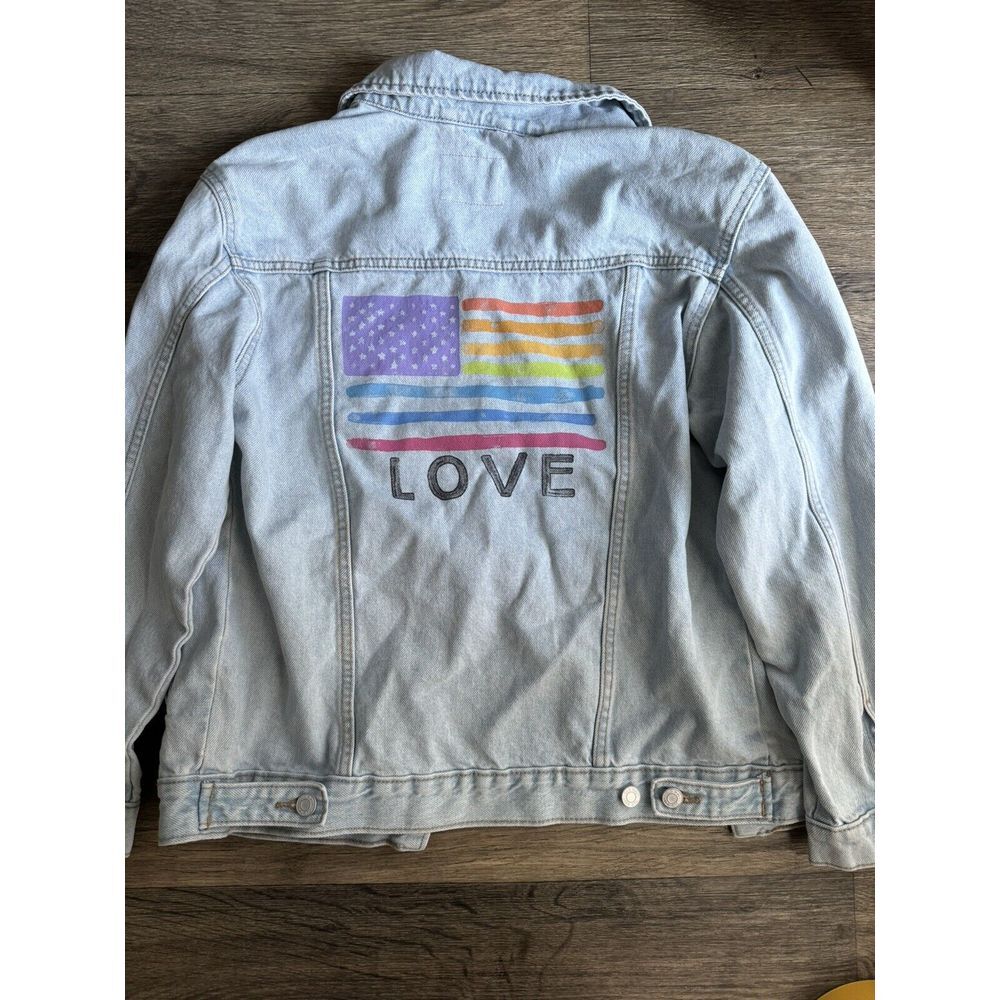 Old Navy Girls Teen Light‎ Wash Denim Jacket LOVE Pride Flag Size XL/14-16